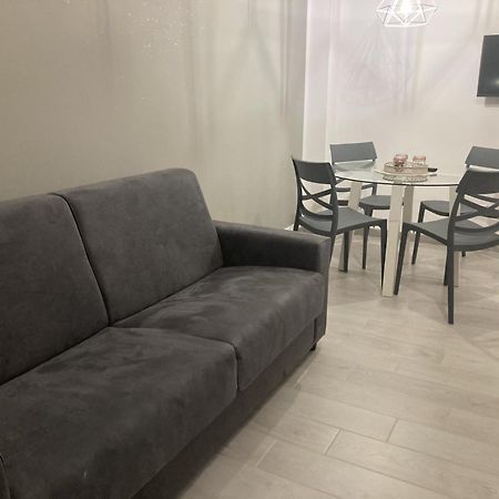 Appartamento La Casa Di Emma Corsico Esterno foto