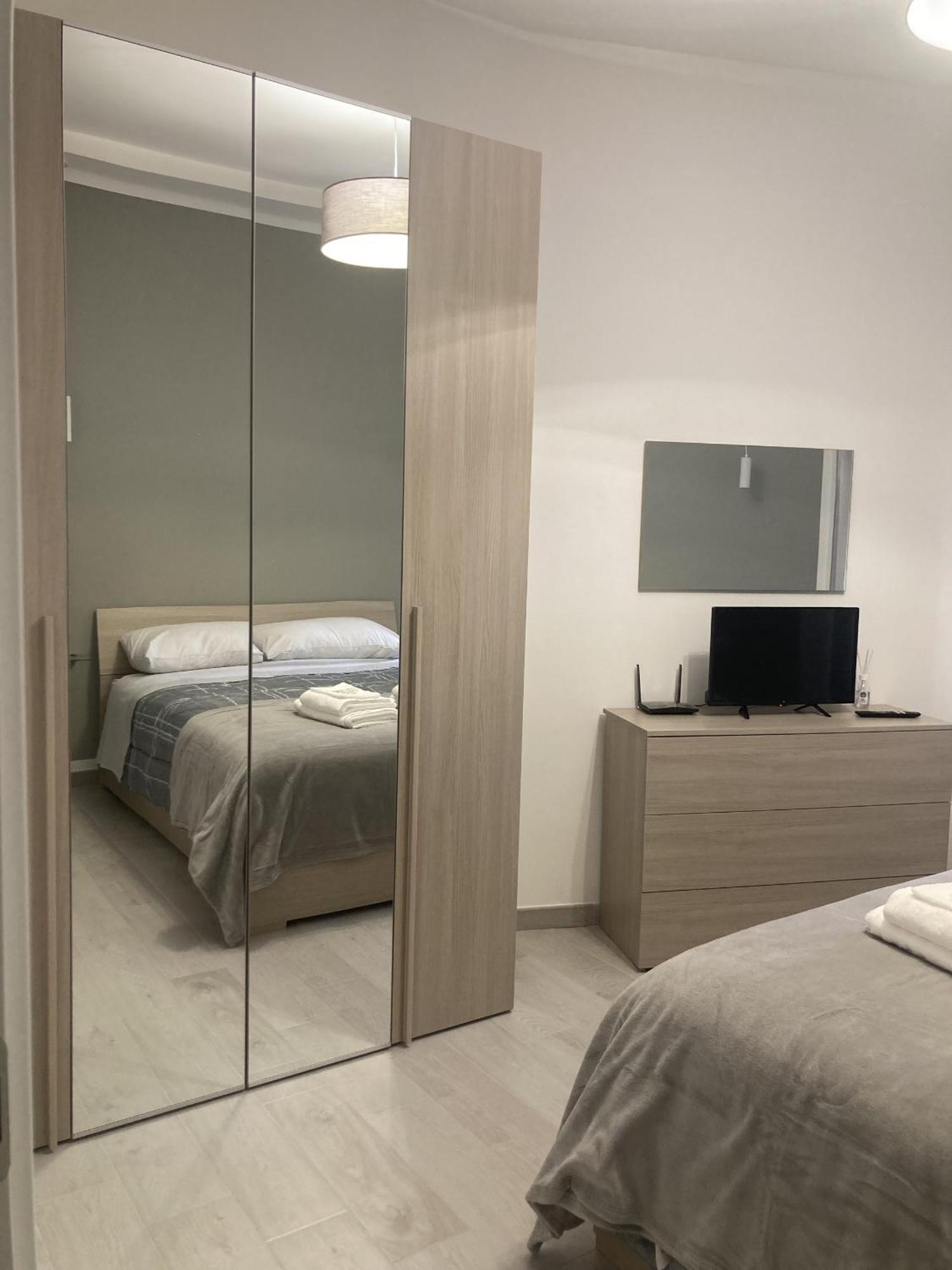 Appartamento La Casa Di Emma Corsico Esterno foto